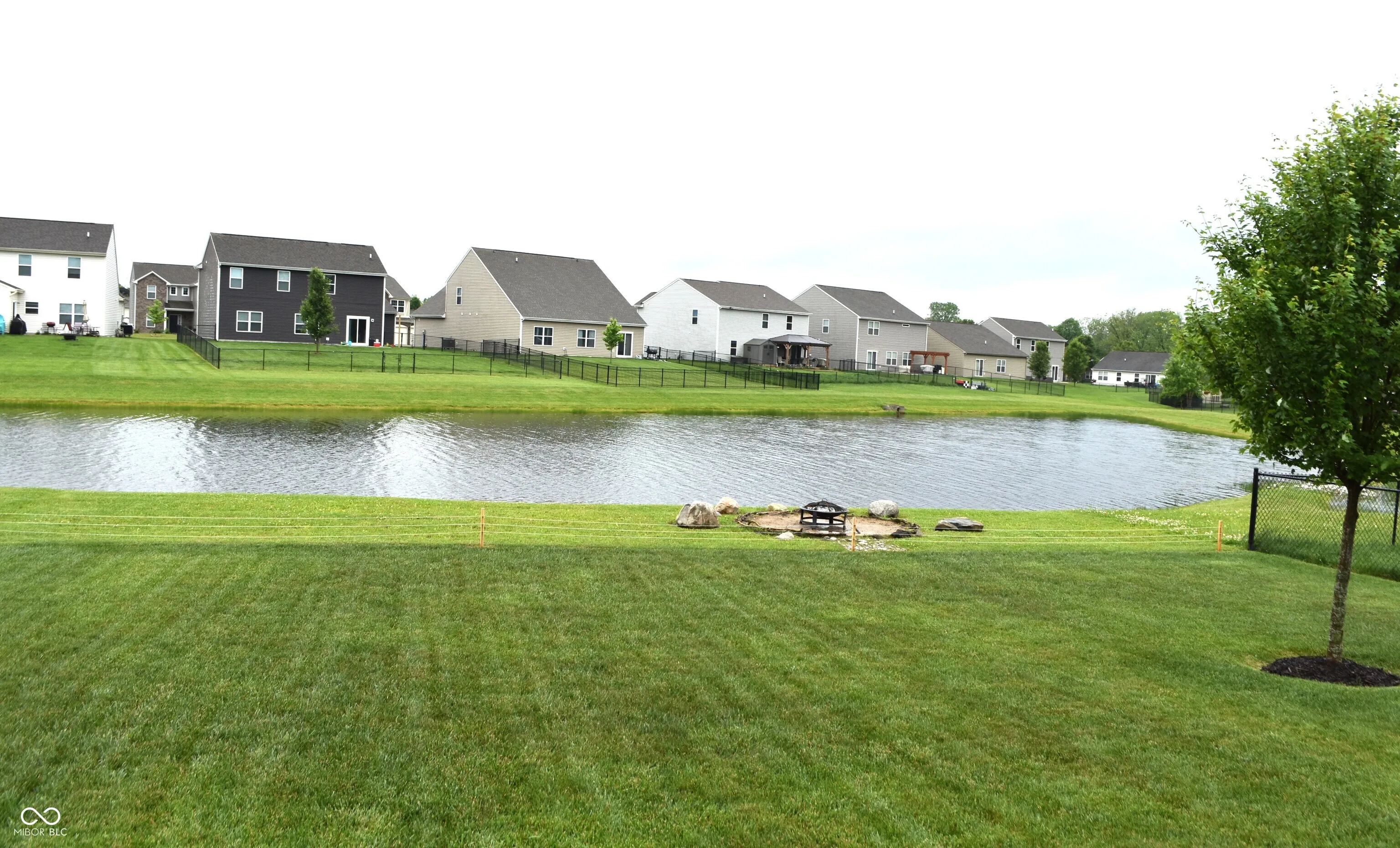 Indianapolis, Indiana 46239, United States, 3 Bedrooms Bedrooms, ,2 BathroomsBathrooms,Residential,Pending,136161