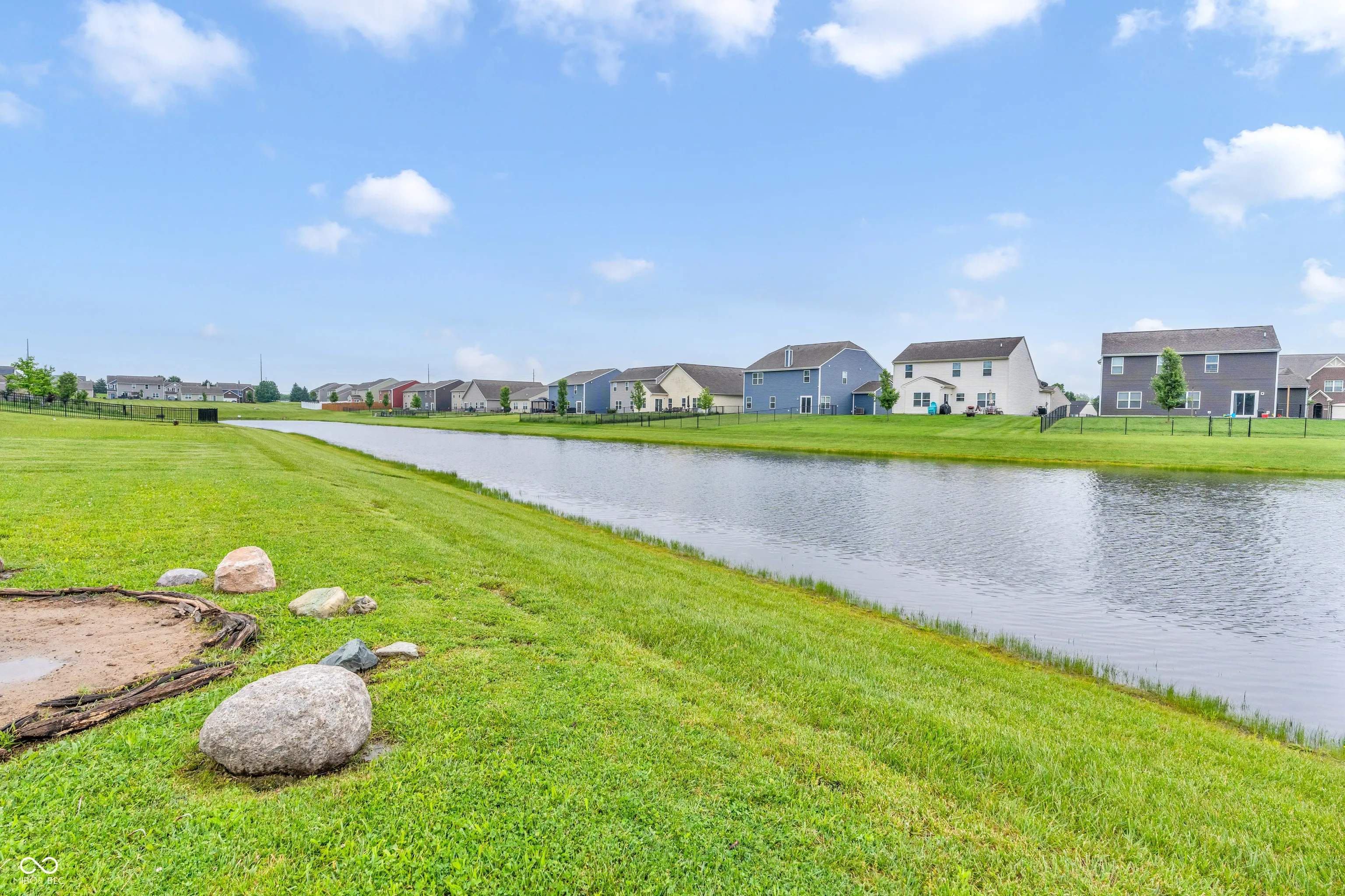 Indianapolis, Indiana 46239, United States, 3 Bedrooms Bedrooms, ,2 BathroomsBathrooms,Residential,Pending,136161