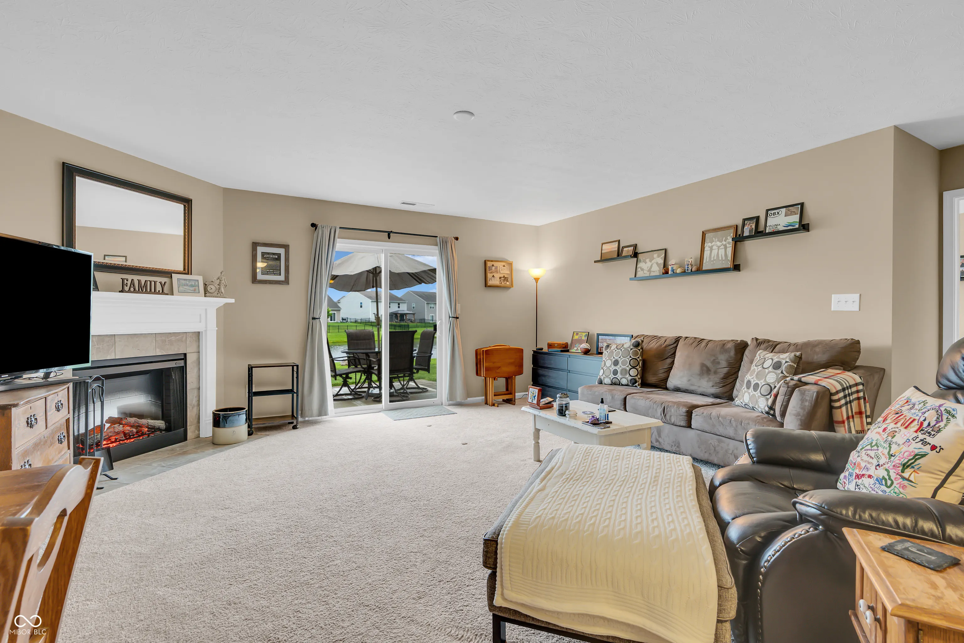 Indianapolis, Indiana 46239, United States, 3 Bedrooms Bedrooms, ,2 BathroomsBathrooms,Residential,Pending,136161