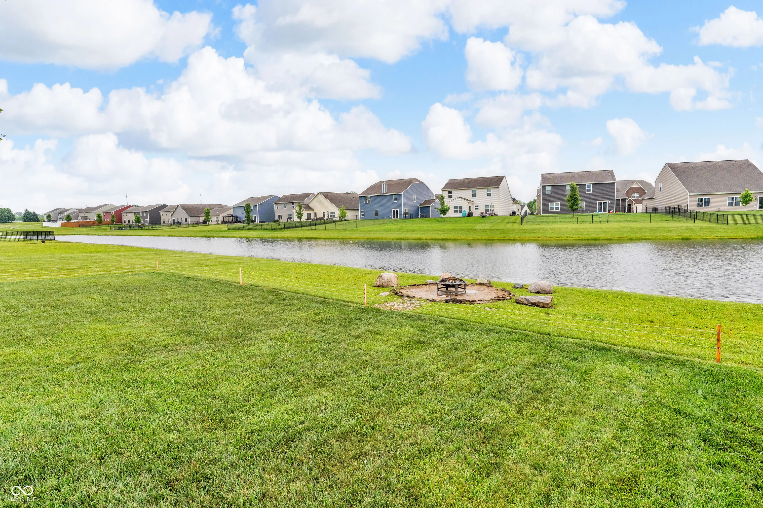 Indianapolis, Indiana 46239, United States, 3 Bedrooms Bedrooms, ,2 BathroomsBathrooms,Residential,Pending,136161