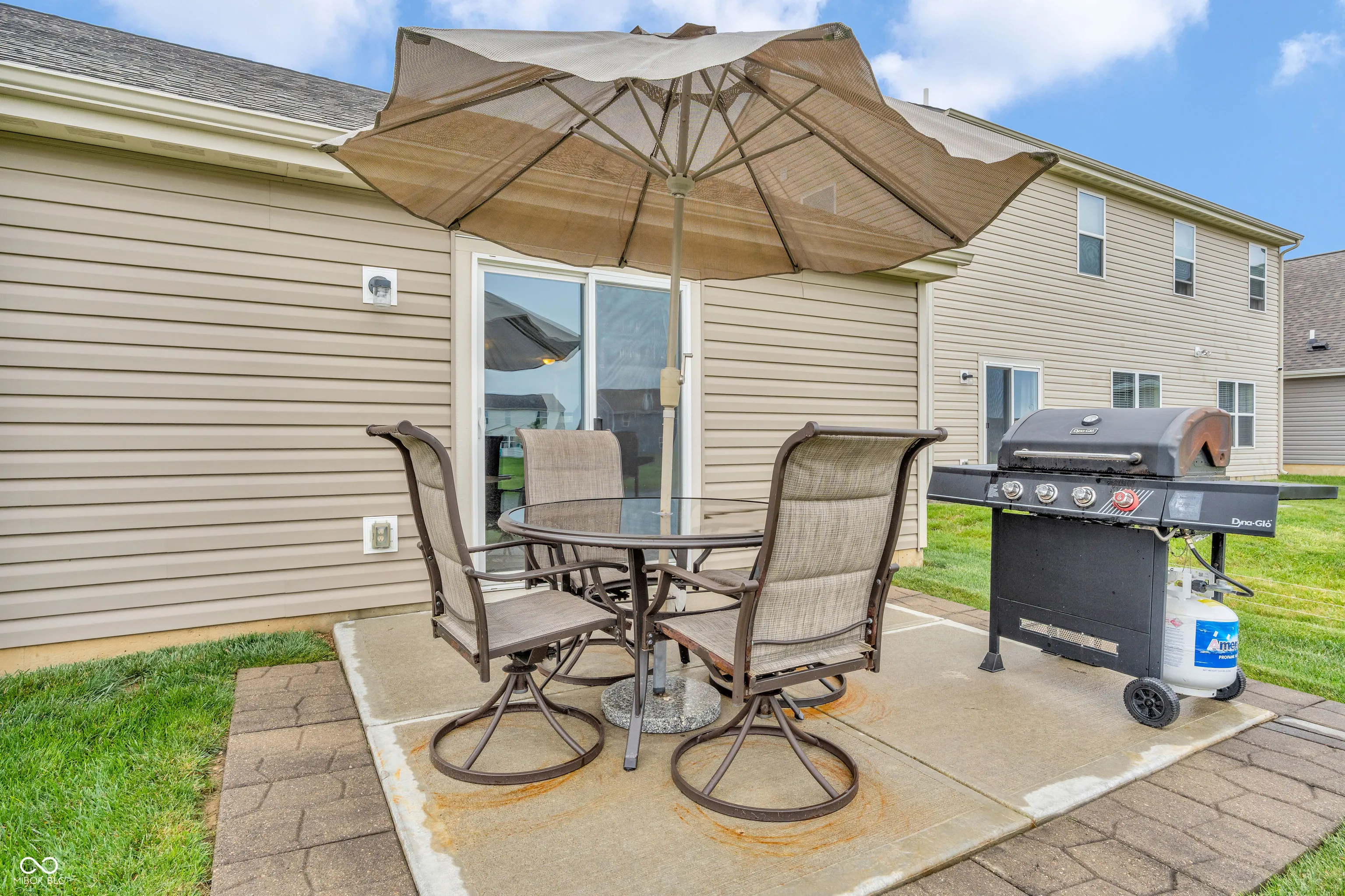 Indianapolis, Indiana 46239, United States, 3 Bedrooms Bedrooms, ,2 BathroomsBathrooms,Residential,Pending,136161