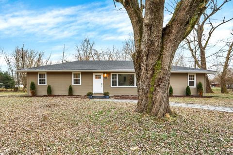 Photo of 285 Robb Hill Road, Martinsville, IN 46151 (MLS # 22076682)