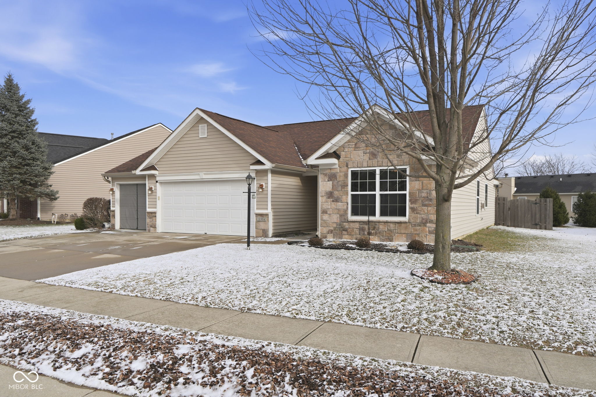 18904 Course View Road