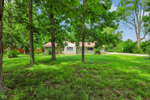 Photo of 5712 W 46th Street, Indianapolis, IN 46254 (MLS # 22106869)