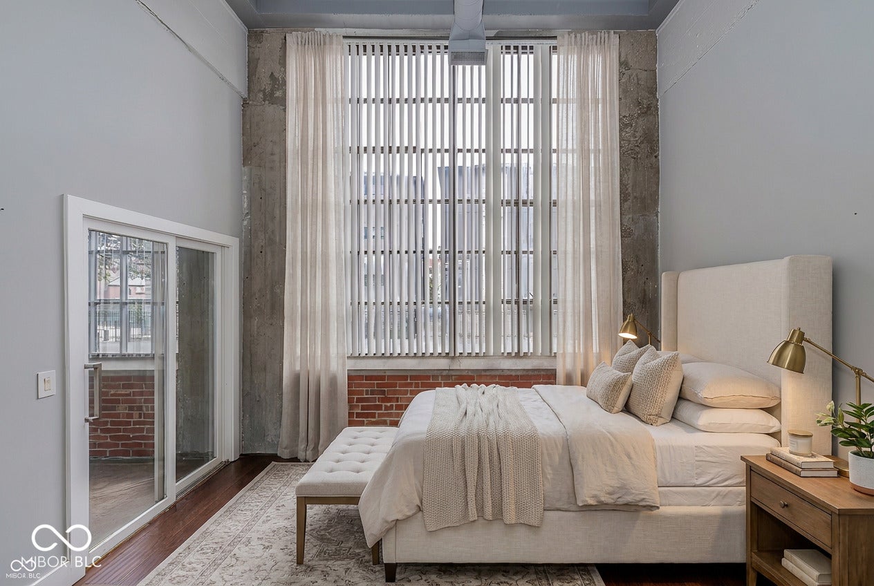 611 N Park Avenue 105