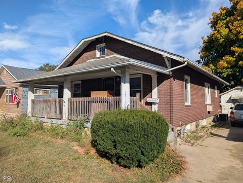Photo of 1428 W 4th Street, Anderson, IN 46016 (MLS # 22068601)