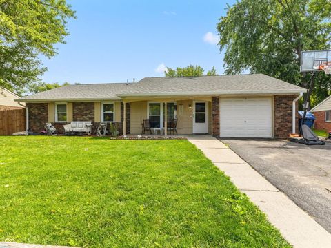 Photo of 921 W Stop 11 Road, Indianapolis, IN 46217 (MLS # 22104865)