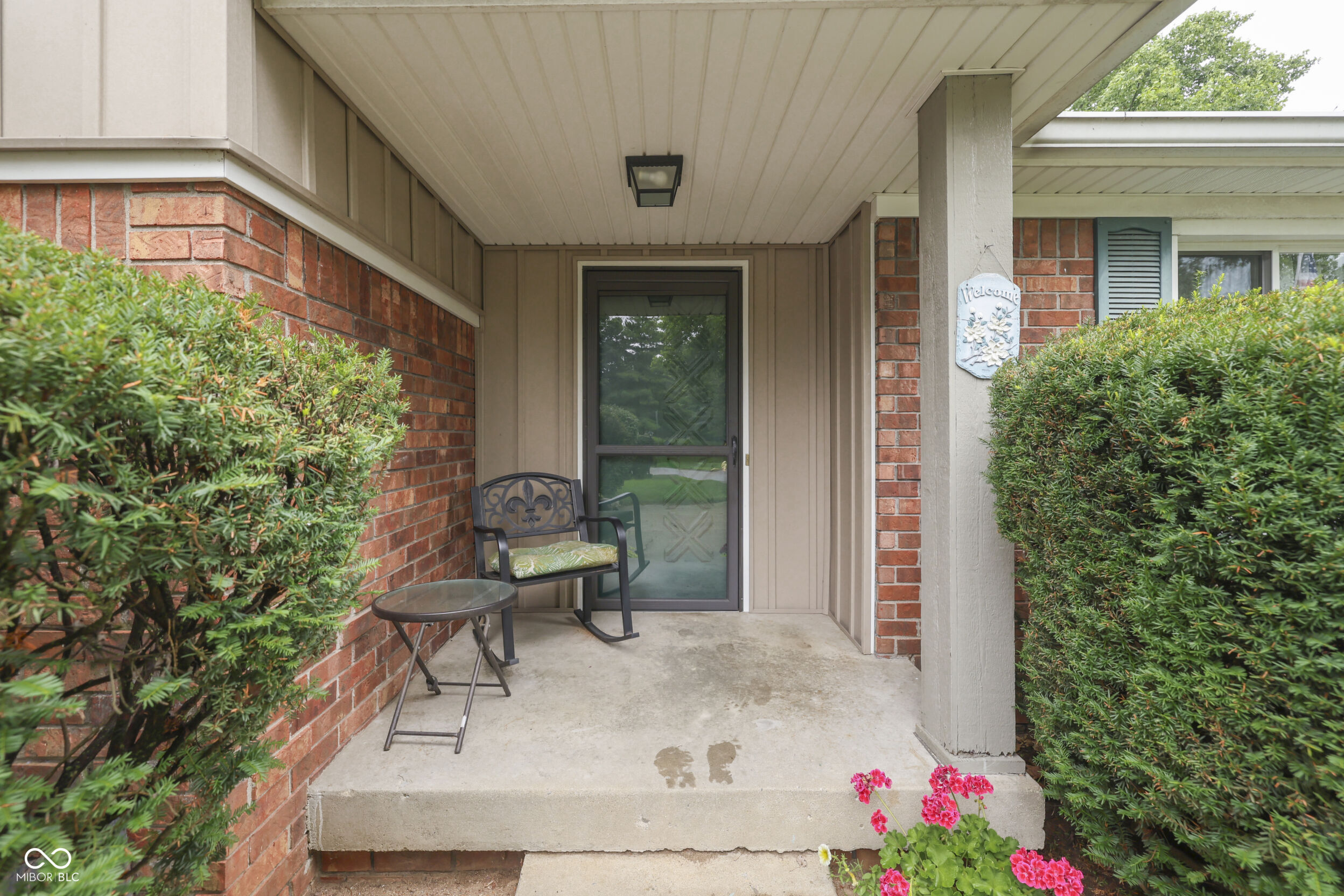 388 Leaning Tree Road