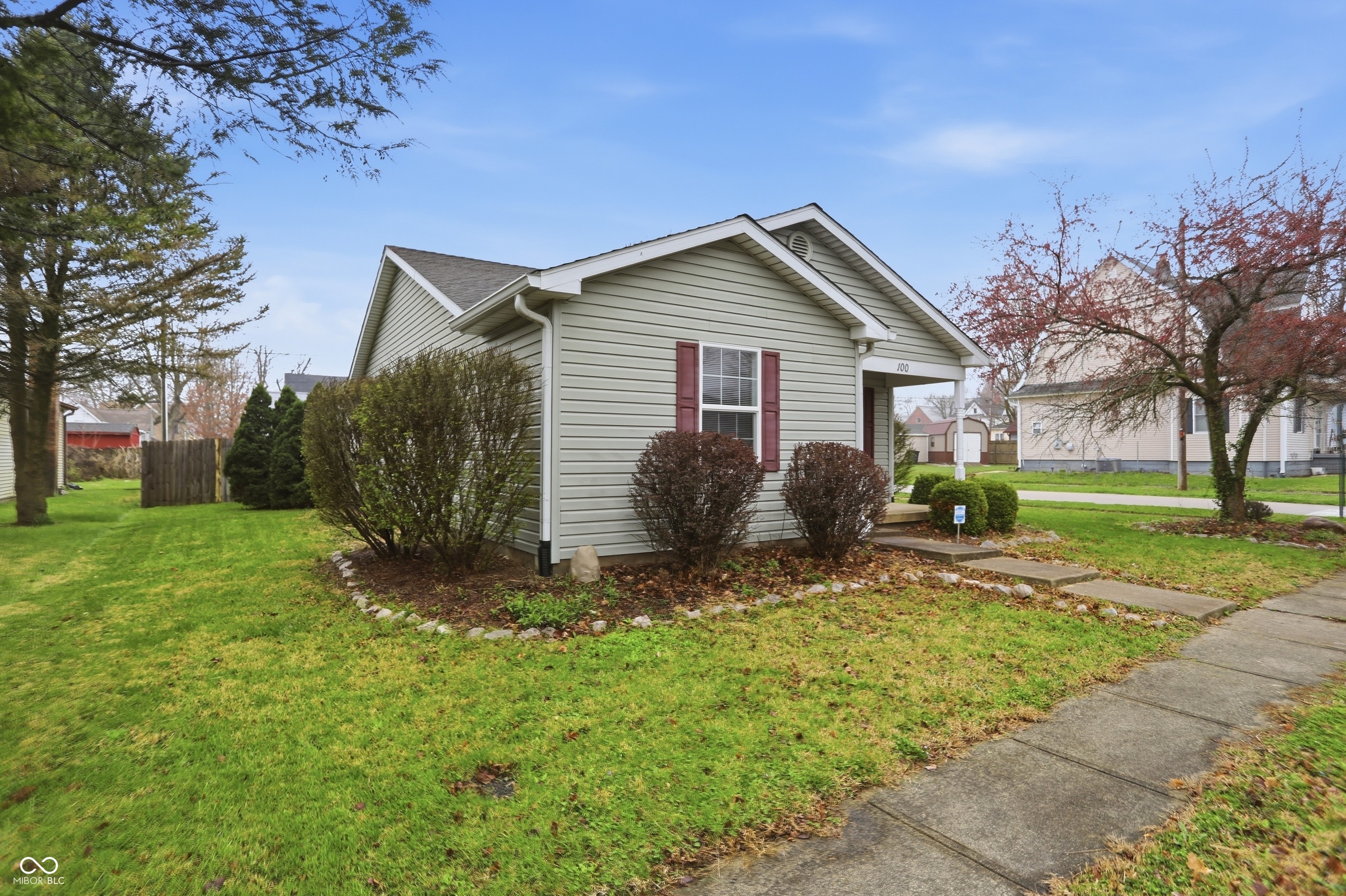 100 S Nebraska Street