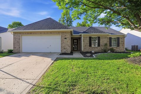Photo of 19413 Amber Way, Noblesville, IN 46060 (MLS # 22102024)