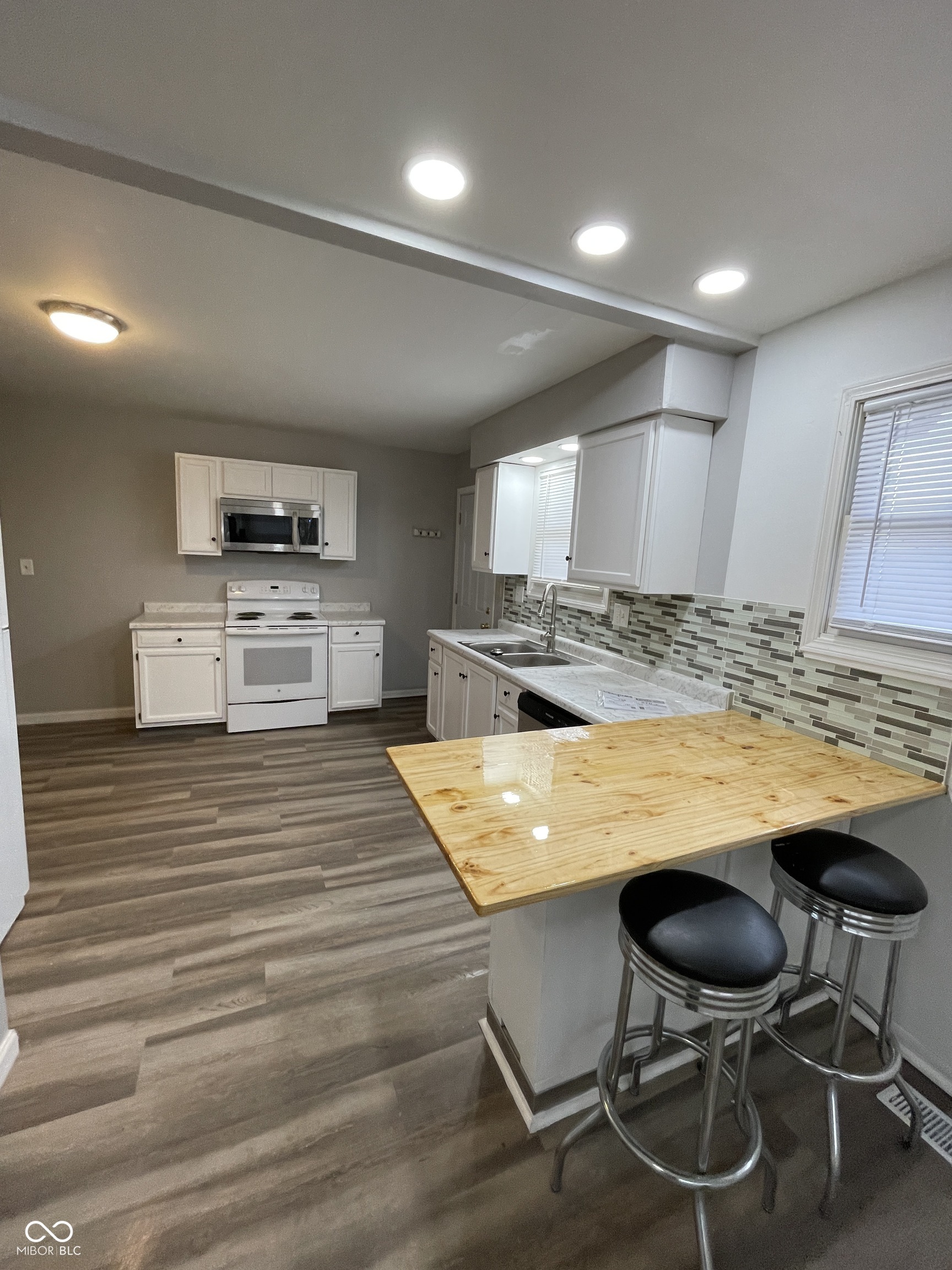 602 S Biltmore Avenue