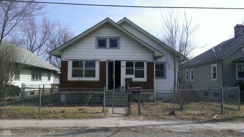 Photo of 1221 S Belmont Avenue, Indianapolis, IN 46221 (MLS # 22090218)