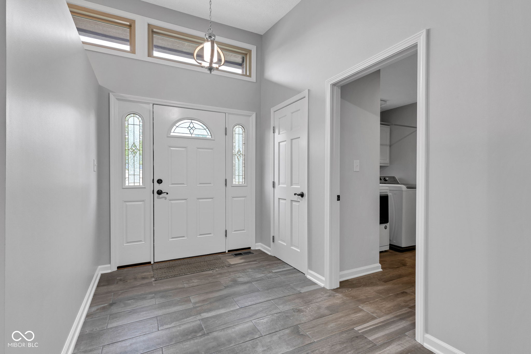 1006 Barry Drive