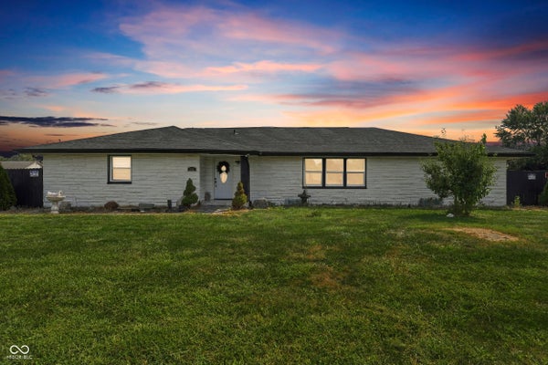 2915 N MITTHOEFER RD, INDIANAPOLIS, IN 46229 - Image 4571b0975fbcd56bc34d406f9ff44482/3637771764