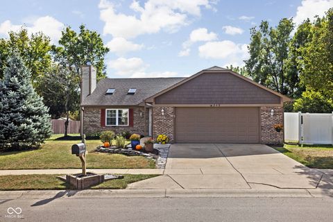 Photo of 349 E Quail Wood Lane, Westfield, IN 46074 (MLS # 22067176)