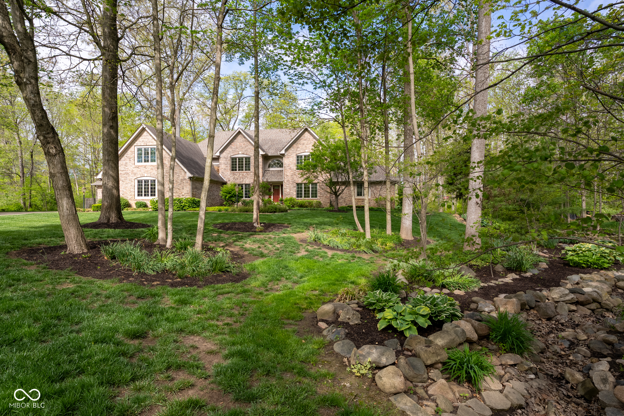 1112 N Dogwood Way