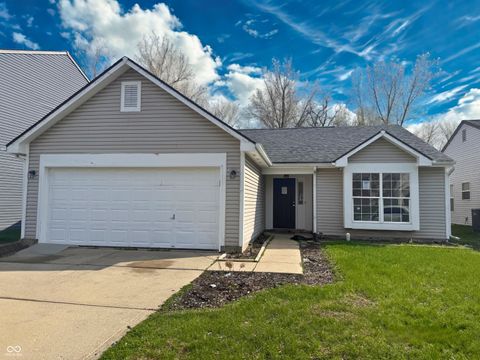 Photo of 6027 Lakeside Manor Avenue, Indianapolis, IN 46254 (MLS # 22096210)