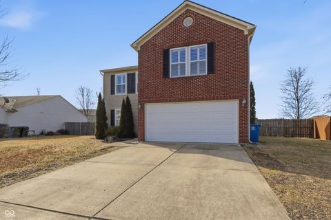 6889 W Dover Place McCordsville IN 46055