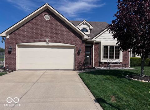 827 Peppermill Run Greenwood IN 46143