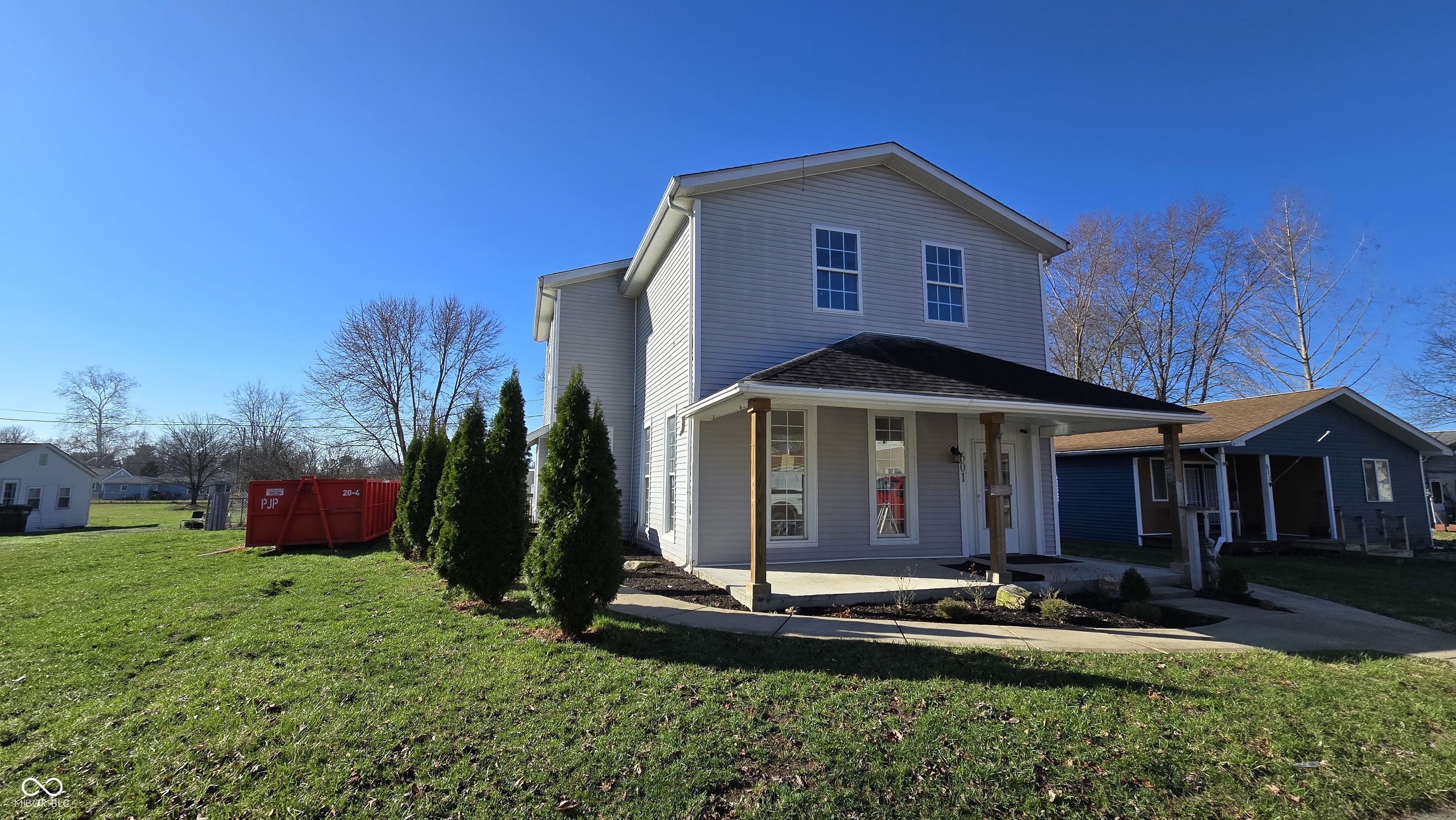 601 E Thompson Street