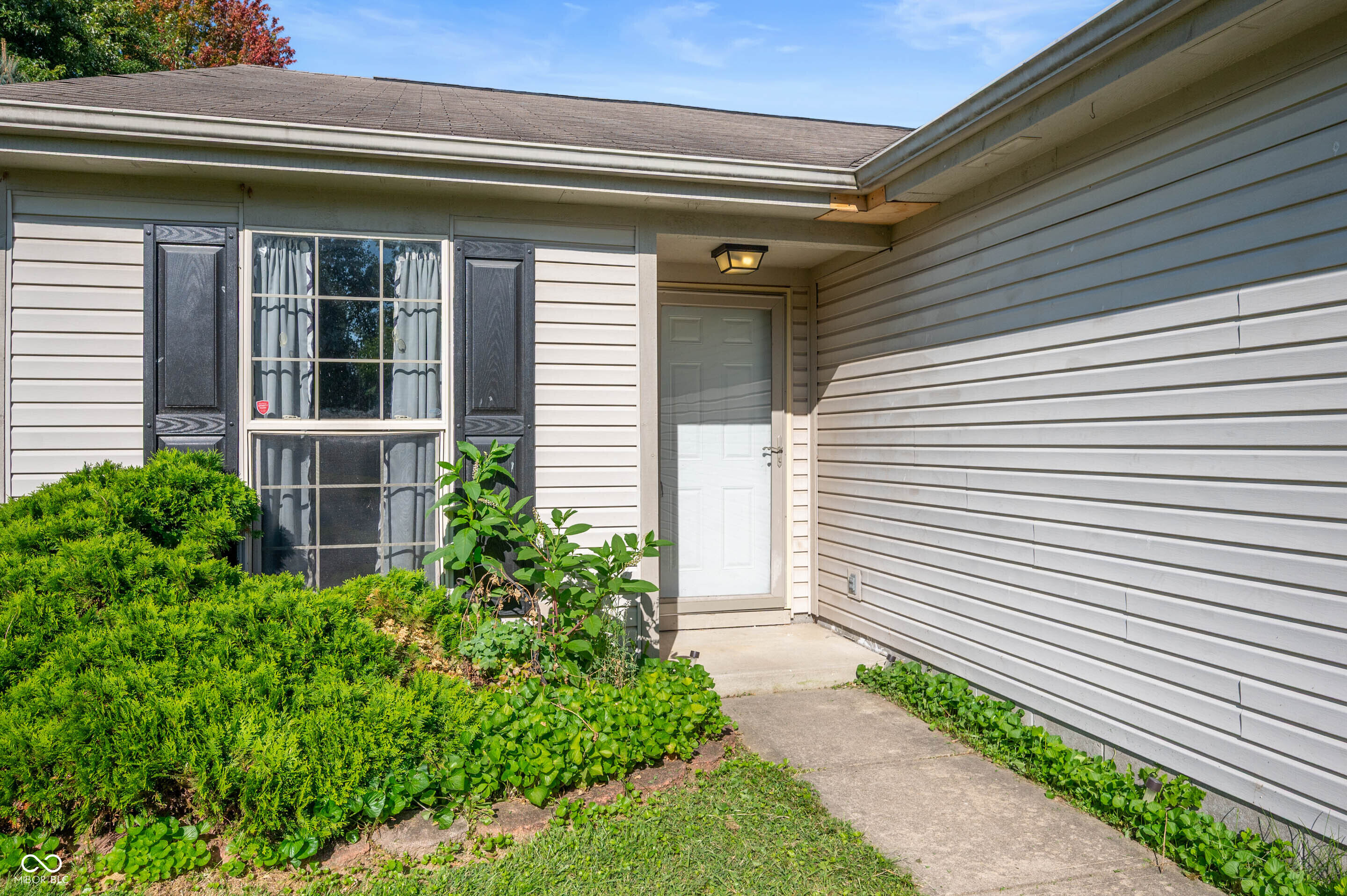6832 Raritan Drive