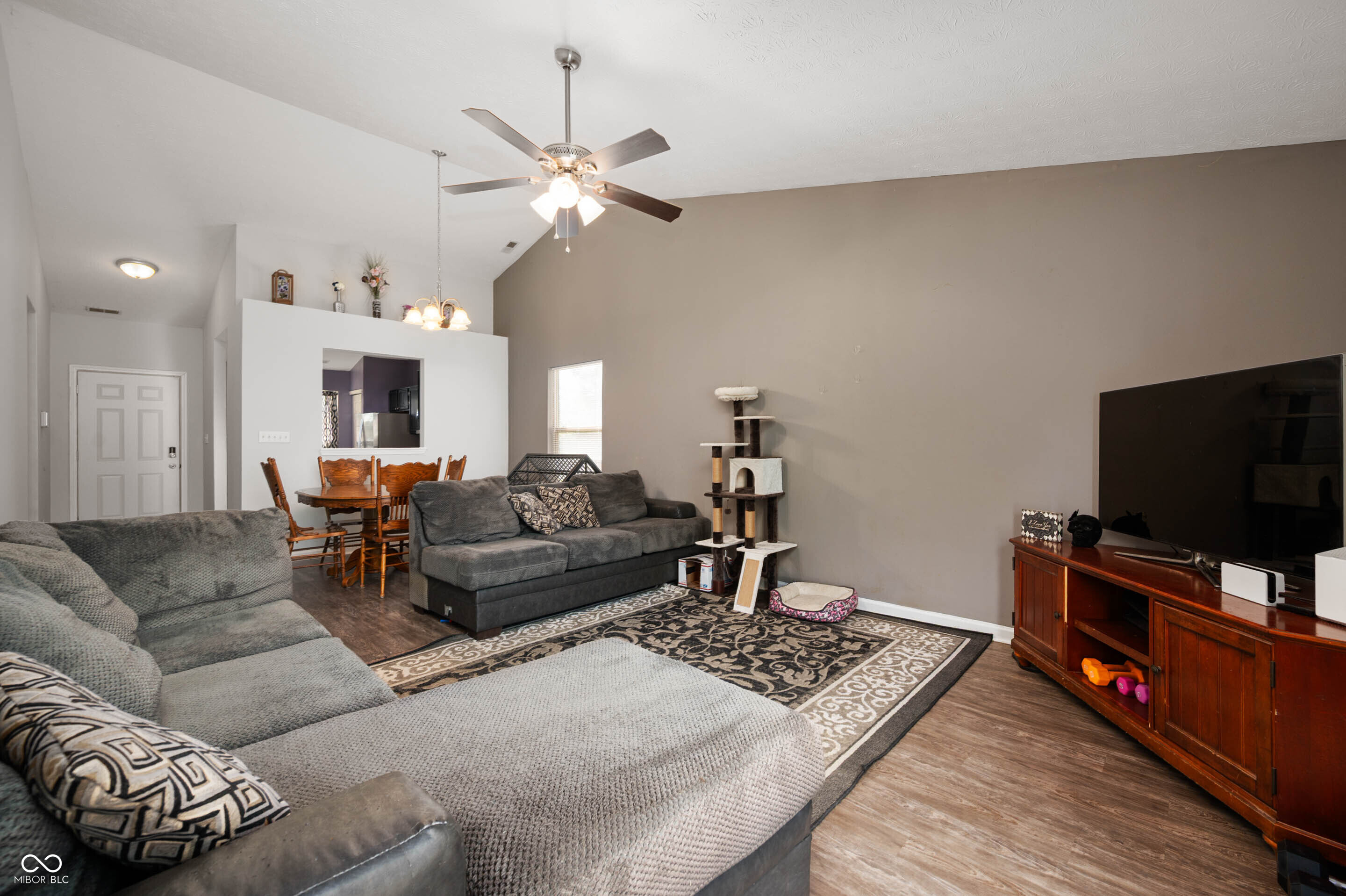 6832 Raritan Drive