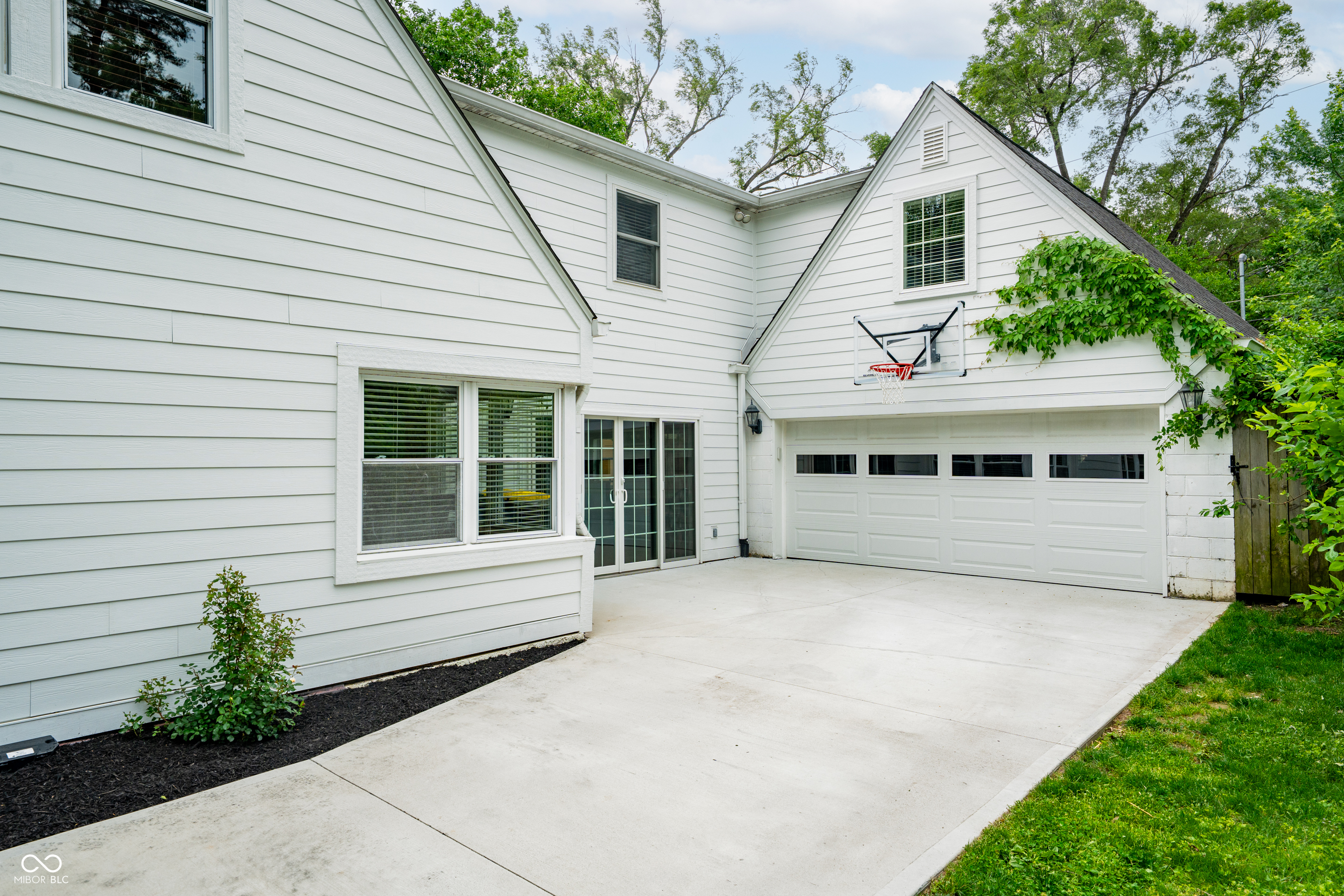 1217 Crawford Drive