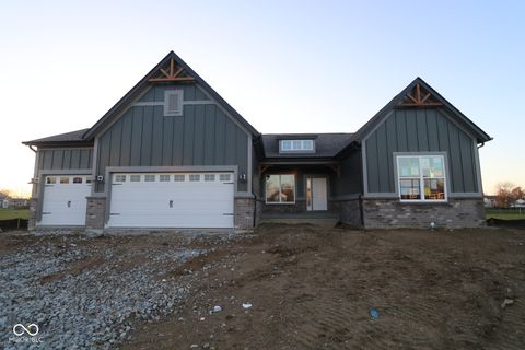 Photo of 1100 Sweetland Lane, Greenwood, IN 46143 (MLS # 22075684)