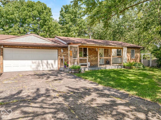 353 BROKEN ARROW CIR, INDIANAPOLIS, IN 46234 - Image 466472f5432762e1791c8d37ccd11f8a/1819686486