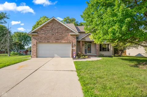 1936 Broadmoor Lane, Columbus, IN 47203 - MLS#: 21995538