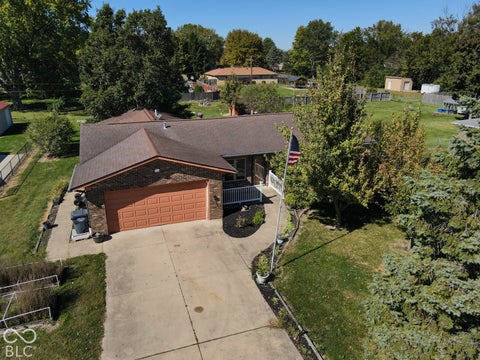 Photo of 1198 N 600 W, Greenfield, IN 46140 (MLS # 22130280)