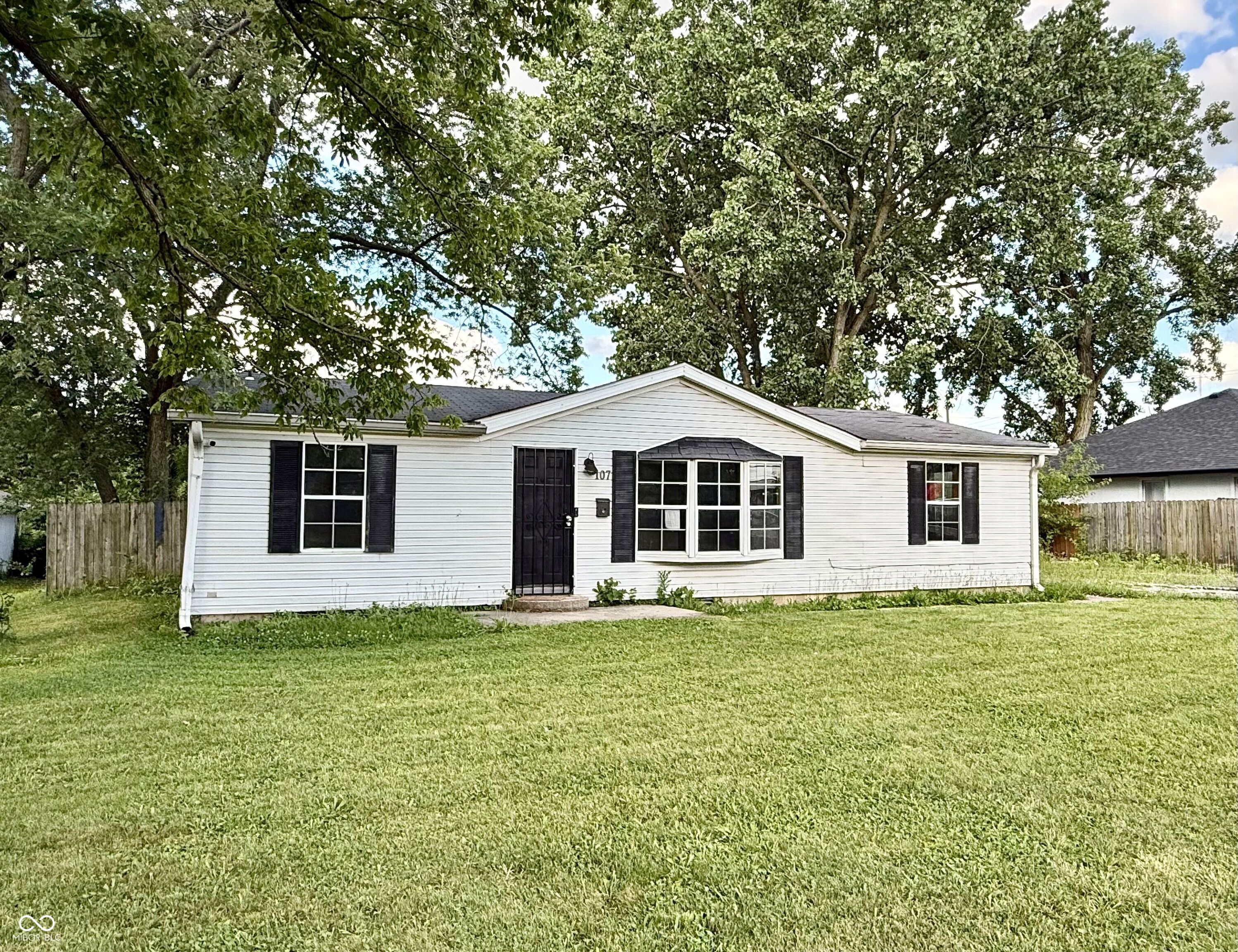 107 N Boehning Street