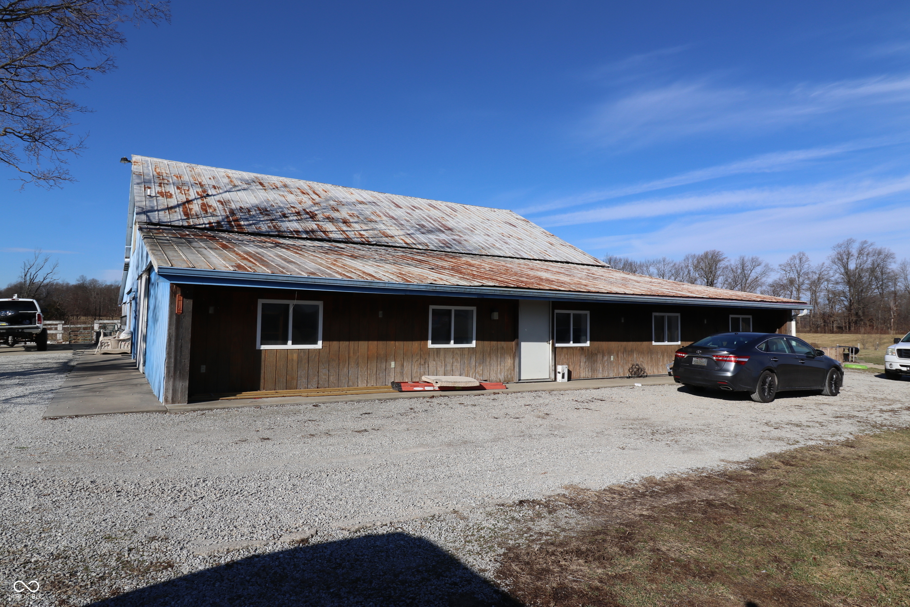 1426 W County Road 1300 N