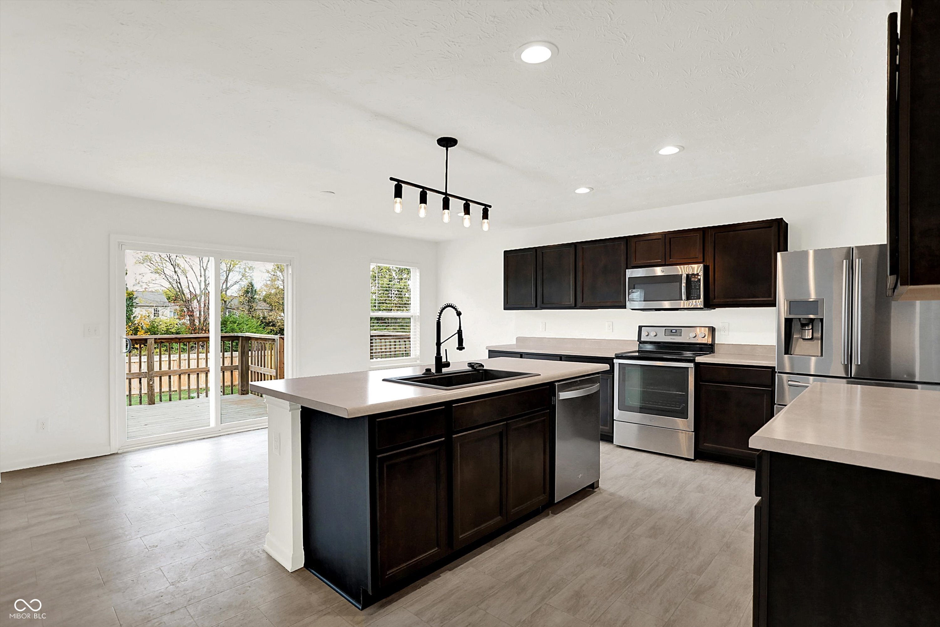 1942 Turning Leaf Drive