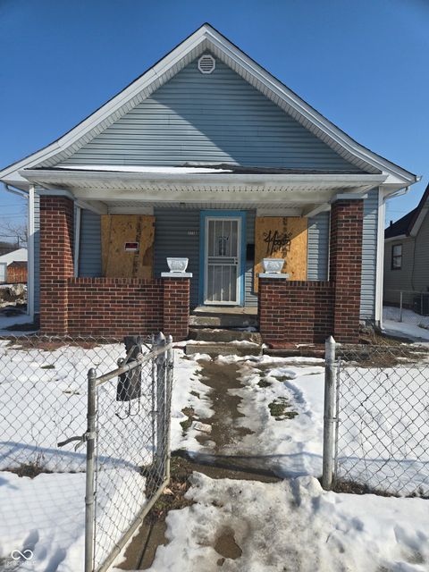 Photo of 1115 S Sheffield Avenue, Indianapolis, IN 46221 (MLS # 22082871)