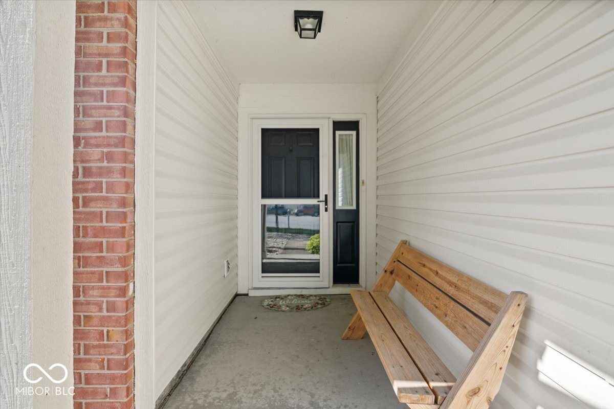 106 Kensington Court