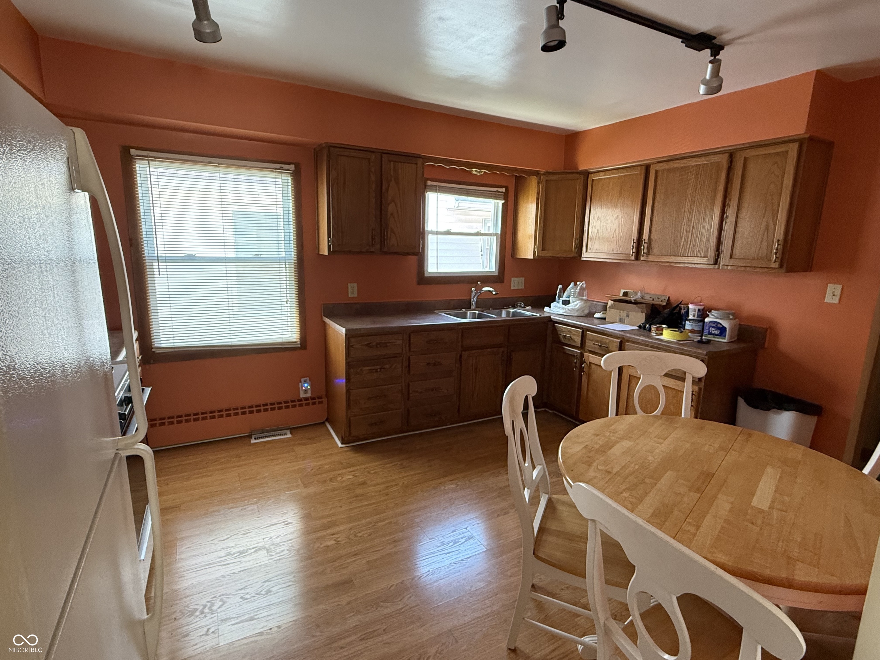 132 S 10th Avenue