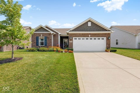 Photo of 257 Longleaf Lane, Greenfield, IN 46140 (MLS # 22119763)