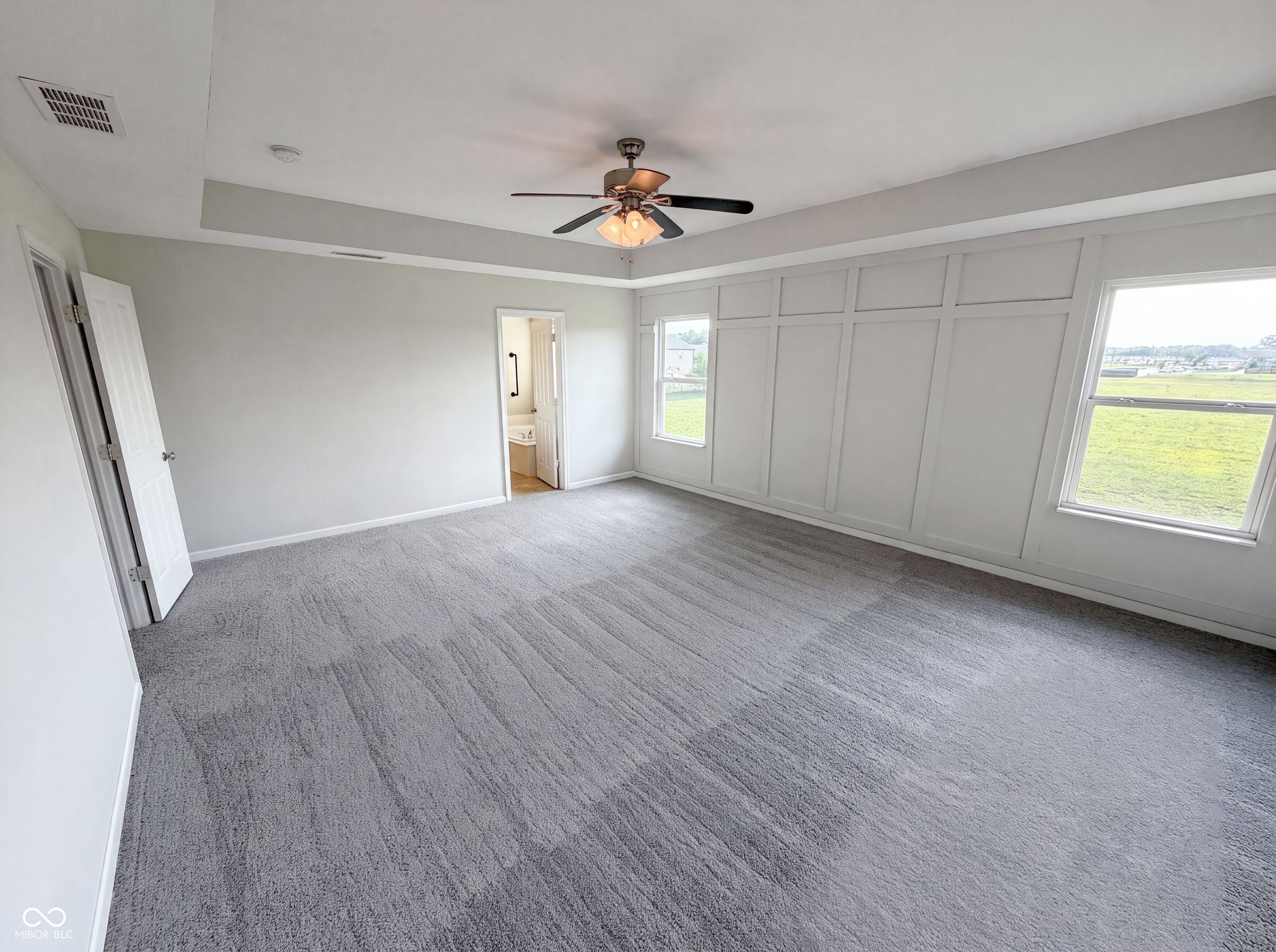 661 Settlers Walk
