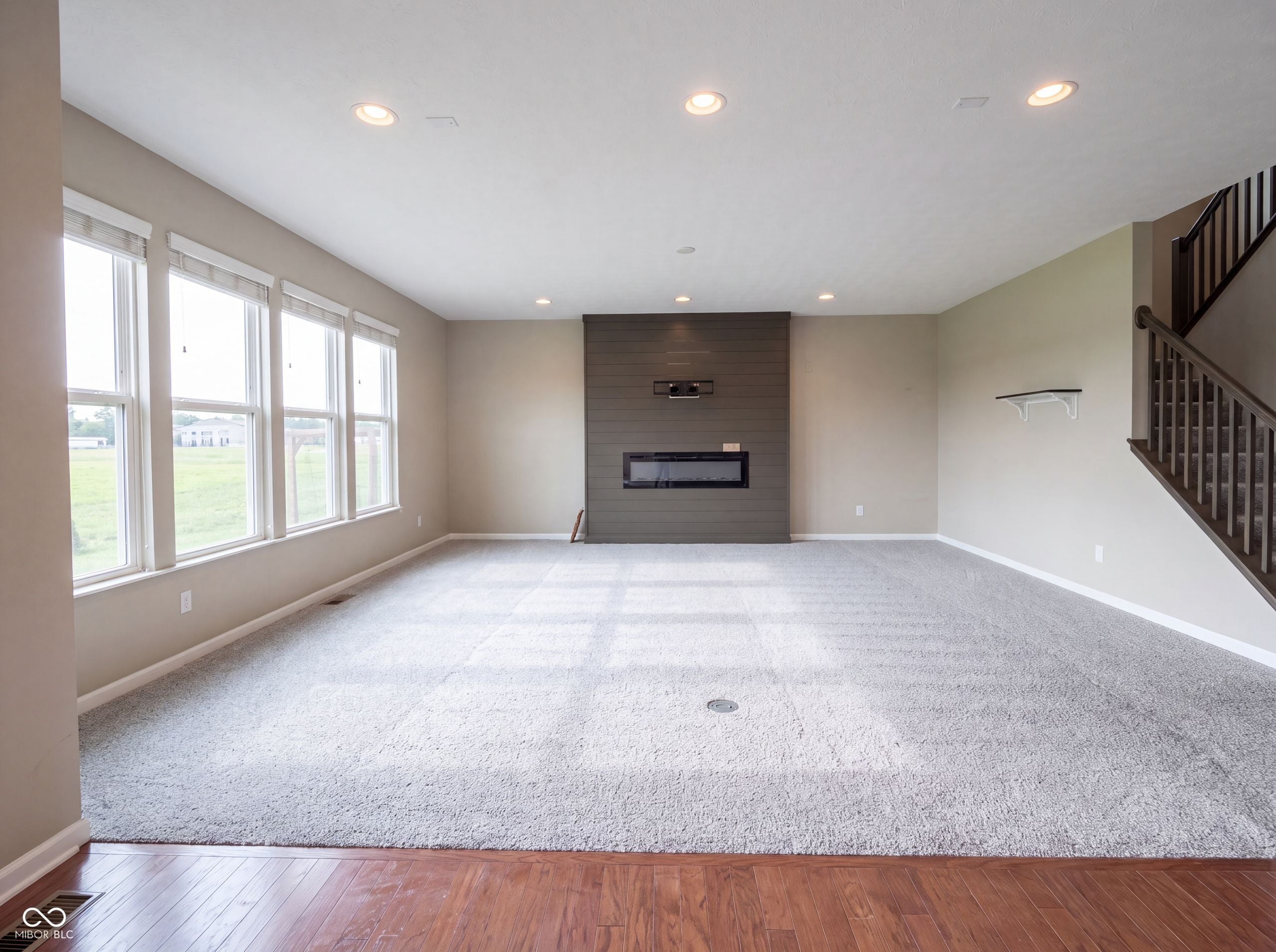 661 Settlers Walk