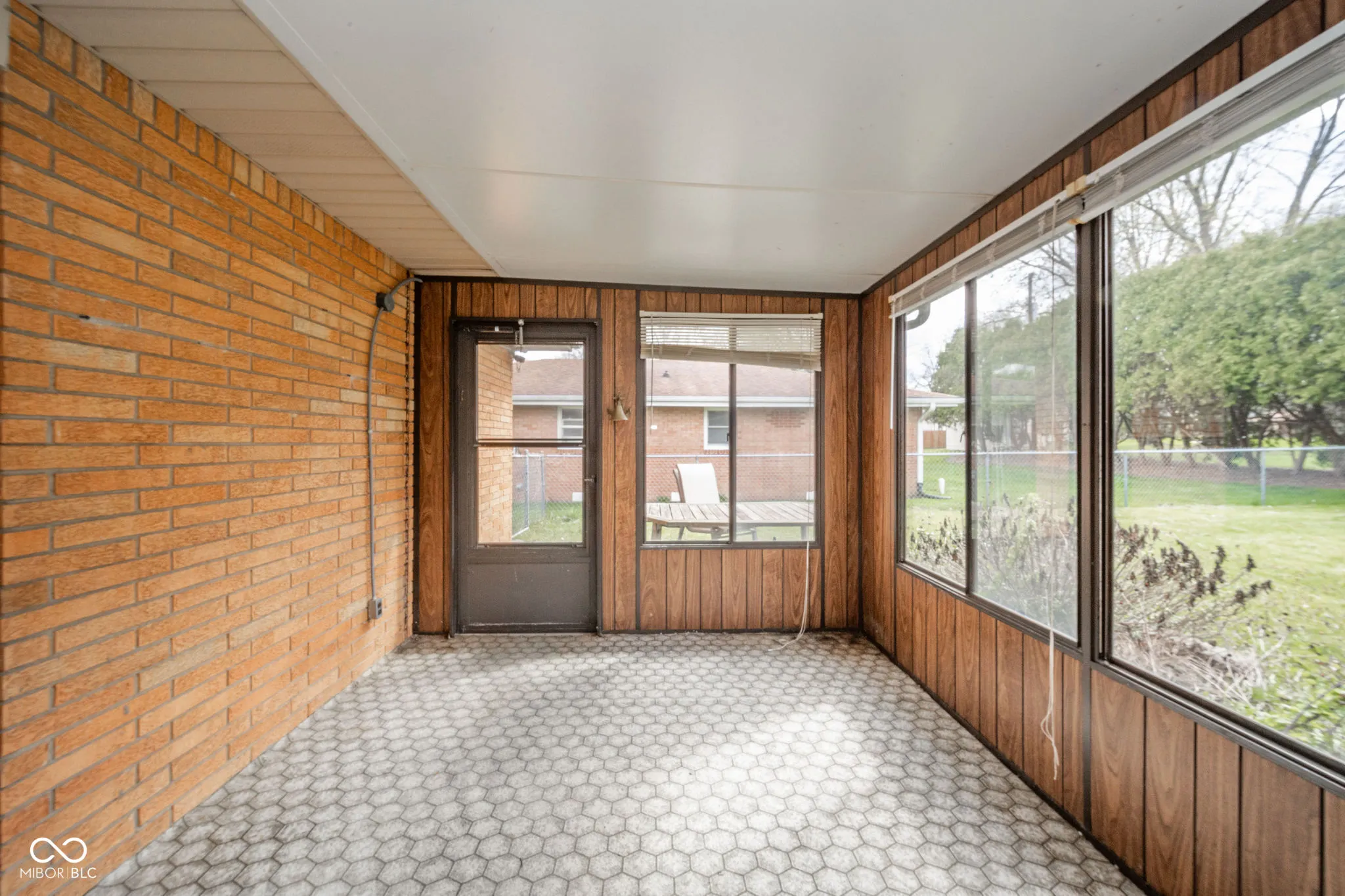 Anderson, Indiana 46012, United States, 2 Bedrooms Bedrooms, ,2 BathroomsBathrooms,Residential,Active,115802