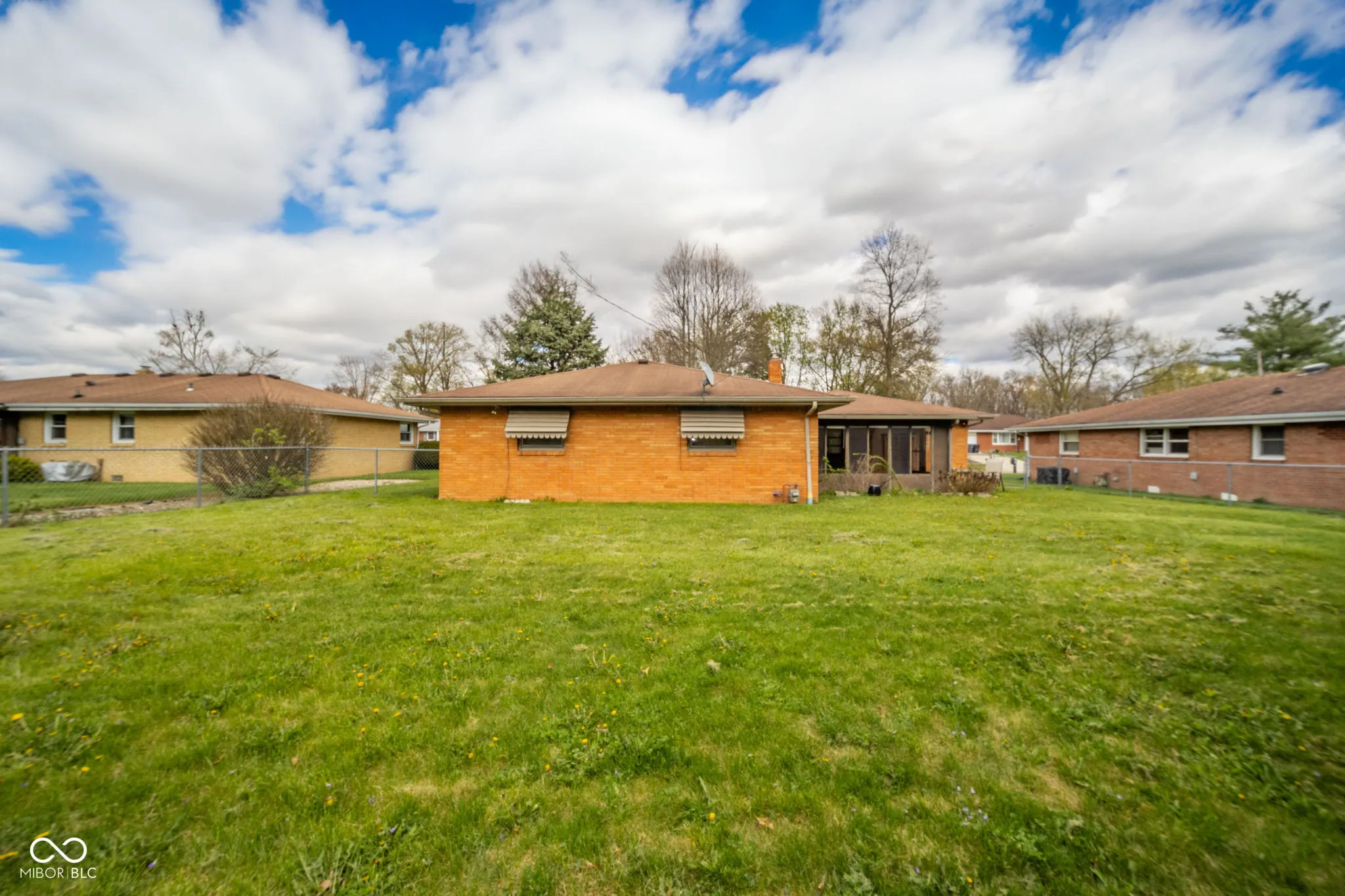 Anderson, Indiana 46012, United States, 2 Bedrooms Bedrooms, ,2 BathroomsBathrooms,Residential,Active,115802