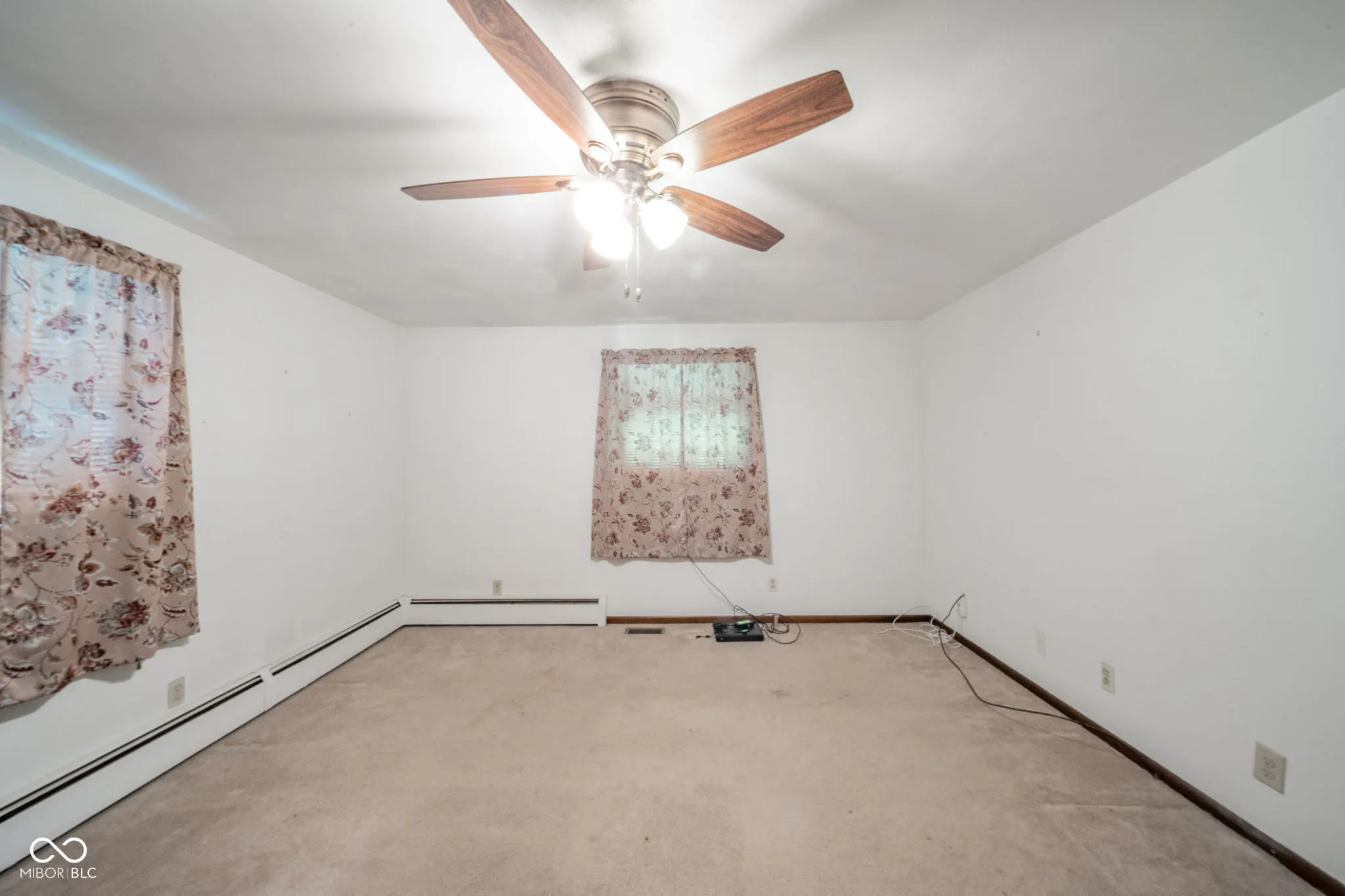 Anderson, Indiana 46012, United States, 2 Bedrooms Bedrooms, ,2 BathroomsBathrooms,Residential,Active,115802