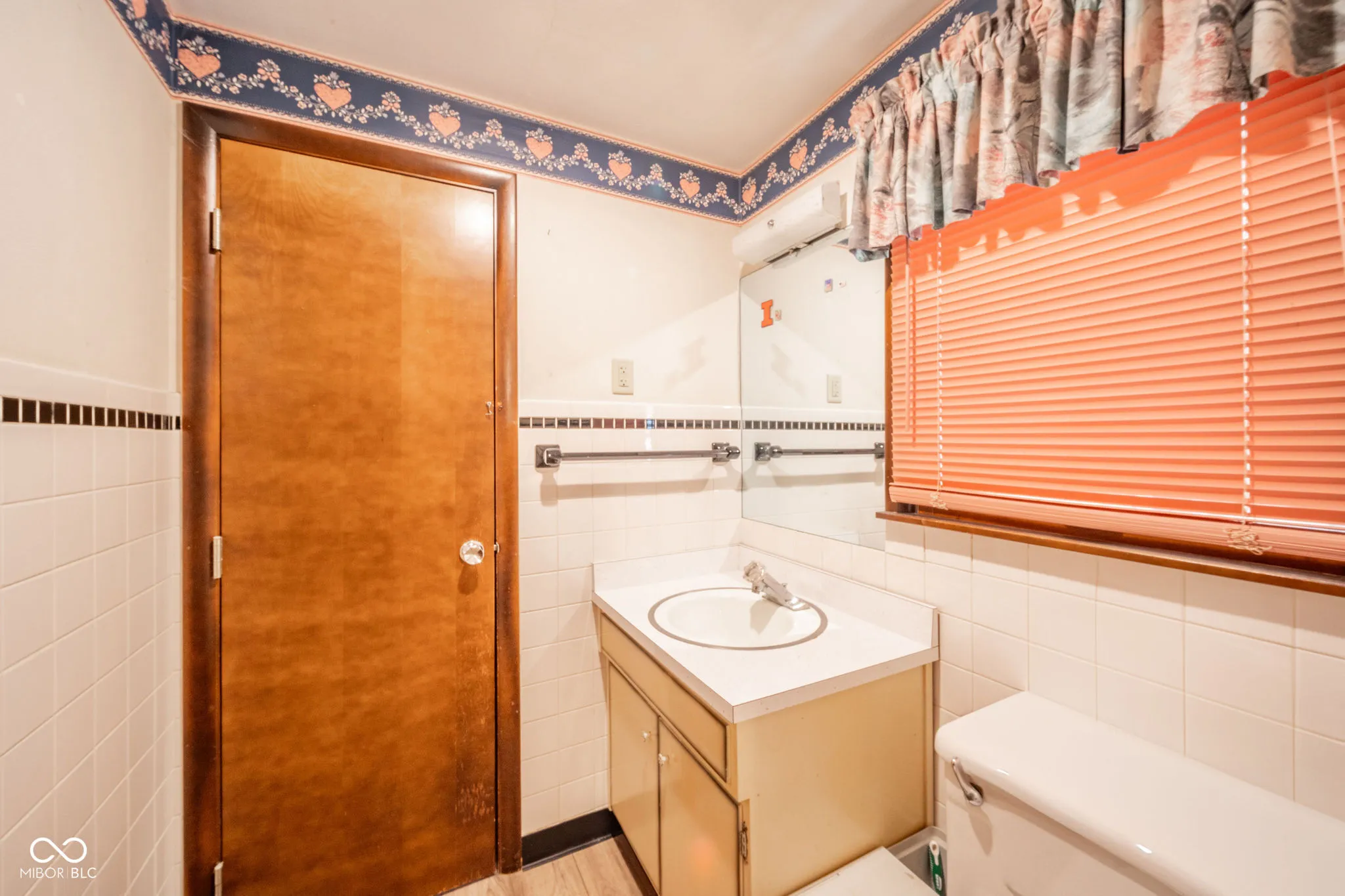 Anderson, Indiana 46012, United States, 2 Bedrooms Bedrooms, ,2 BathroomsBathrooms,Residential,Active,115802