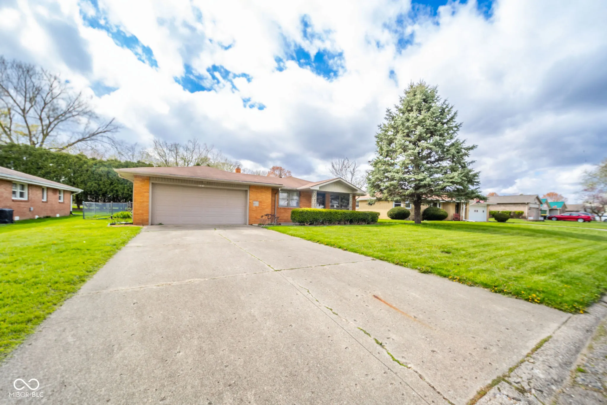 Anderson, Indiana 46012, United States, 2 Bedrooms Bedrooms, ,2 BathroomsBathrooms,Residential,Active,115802