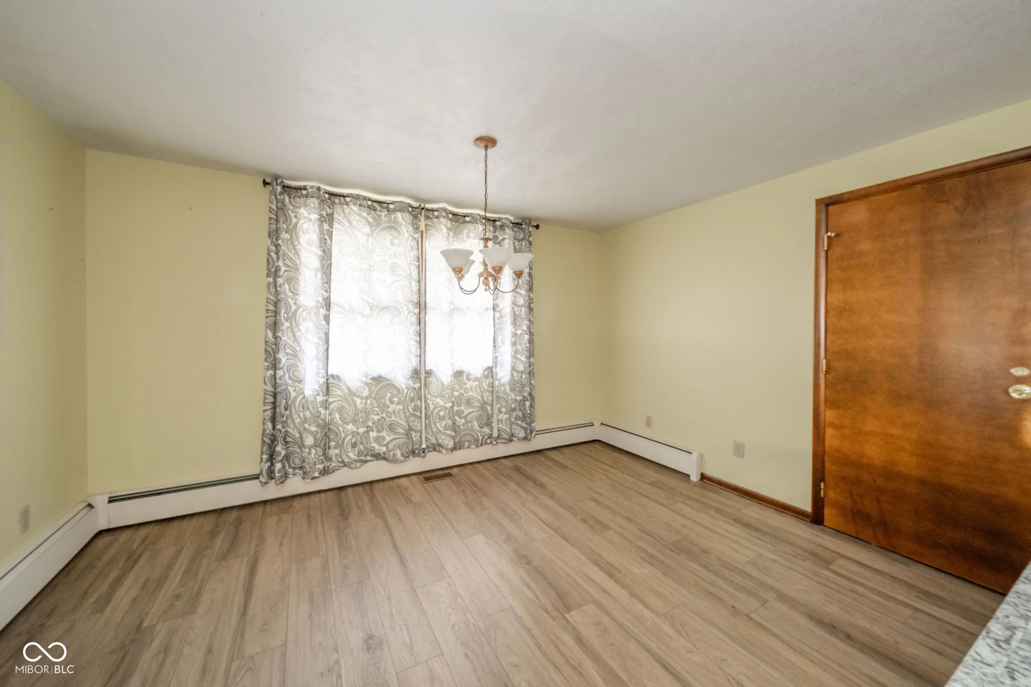 Anderson, Indiana 46012, United States, 2 Bedrooms Bedrooms, ,2 BathroomsBathrooms,Residential,Active,115802