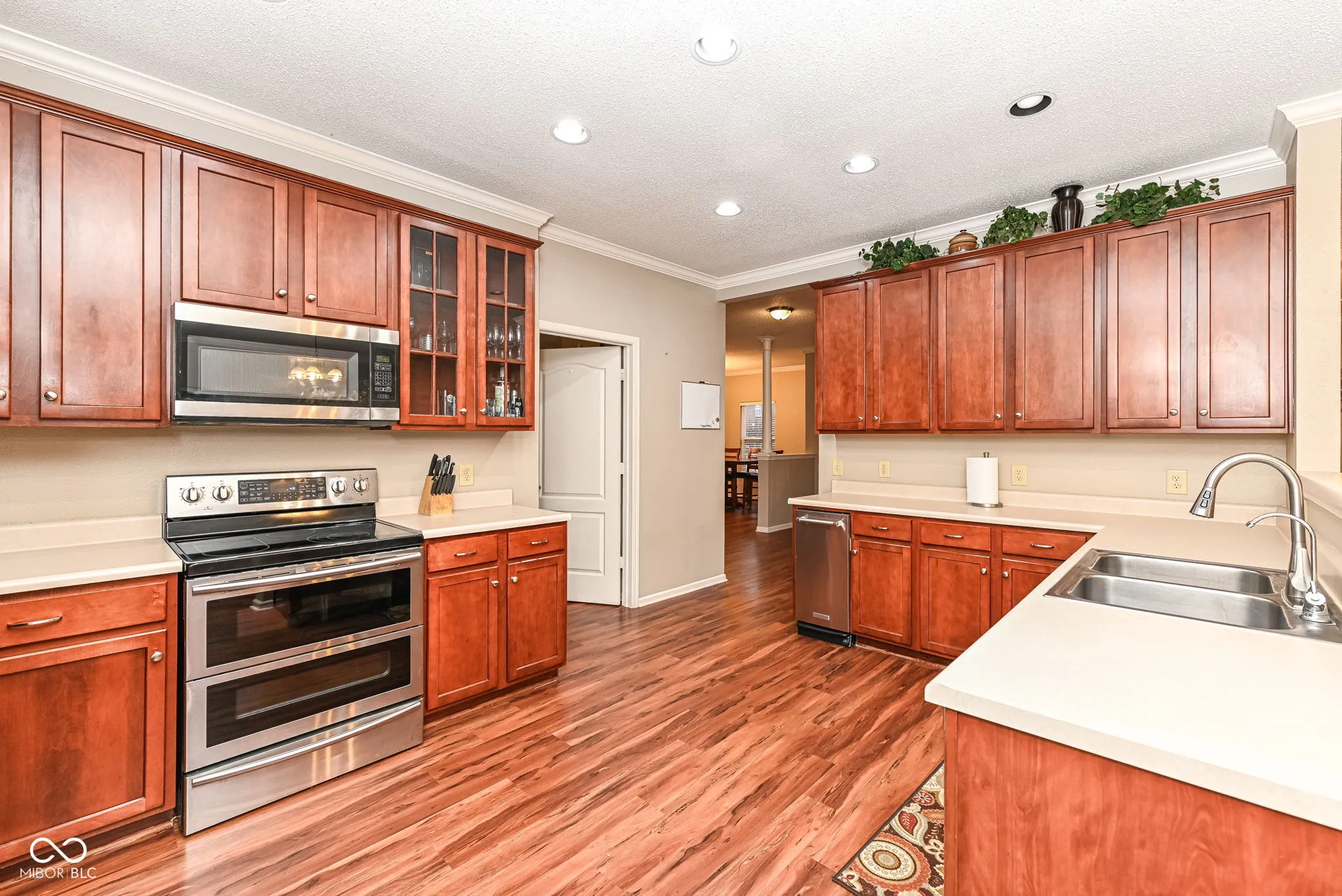 Indianapolis, Indiana 46234, United States, 4 Bedrooms Bedrooms, ,4 BathroomsBathrooms,Residential,Active,3208