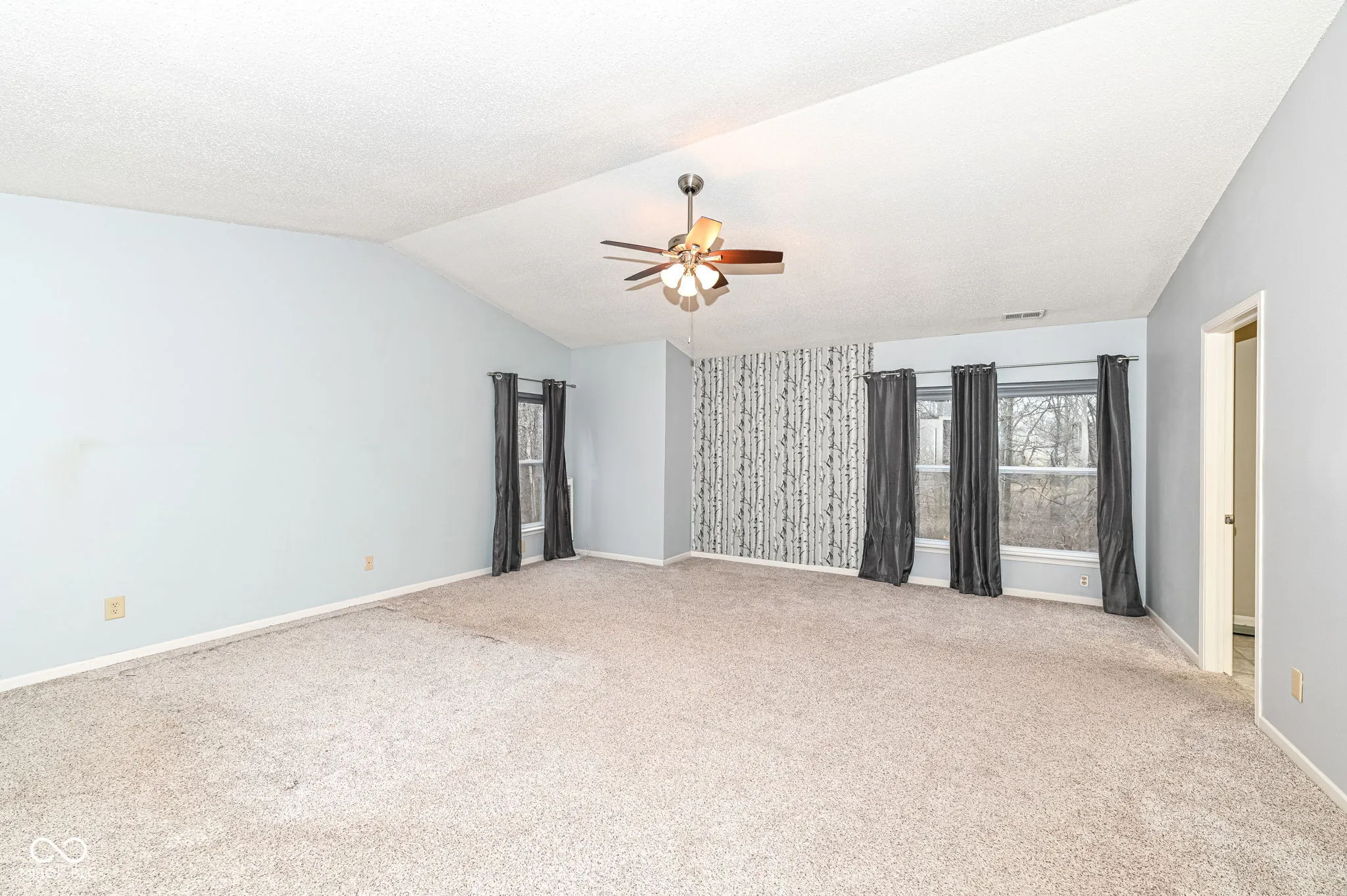 Indianapolis, Indiana 46234, United States, 4 Bedrooms Bedrooms, ,4 BathroomsBathrooms,Residential,Active,3208