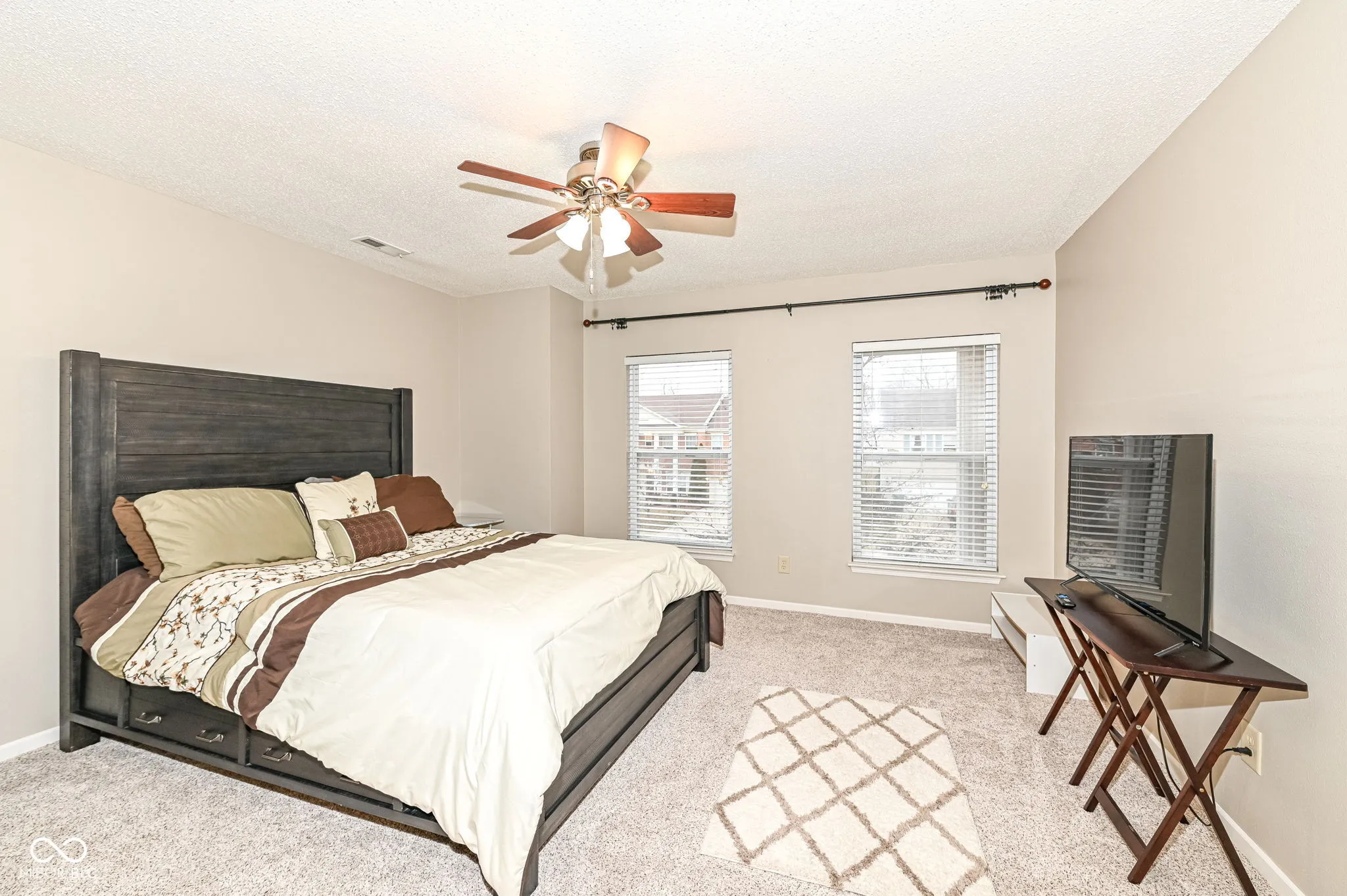 Indianapolis, Indiana 46234, United States, 4 Bedrooms Bedrooms, ,4 BathroomsBathrooms,Residential,Active,3208