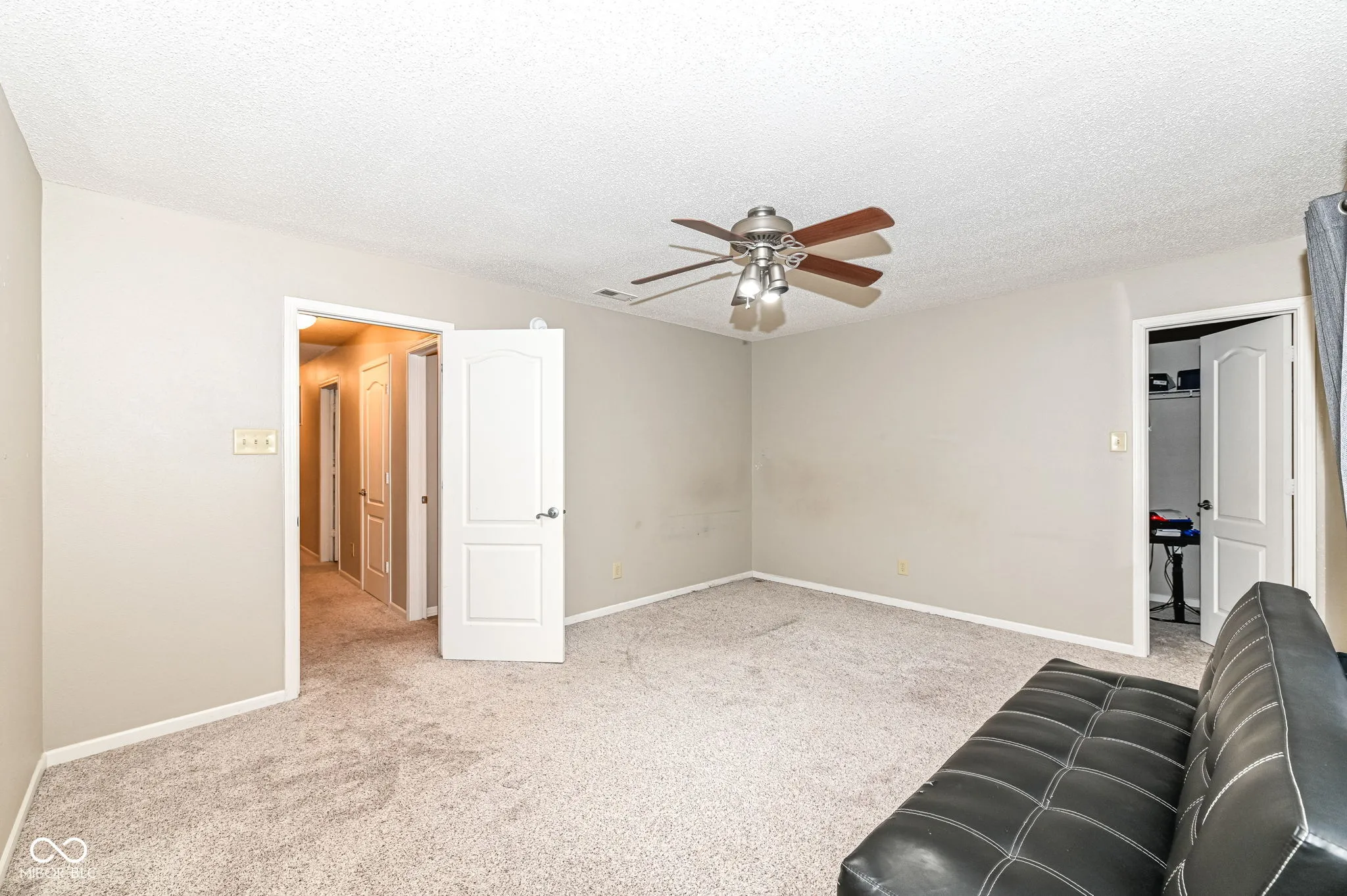 Indianapolis, Indiana 46234, United States, 4 Bedrooms Bedrooms, ,4 BathroomsBathrooms,Residential,Active,3208